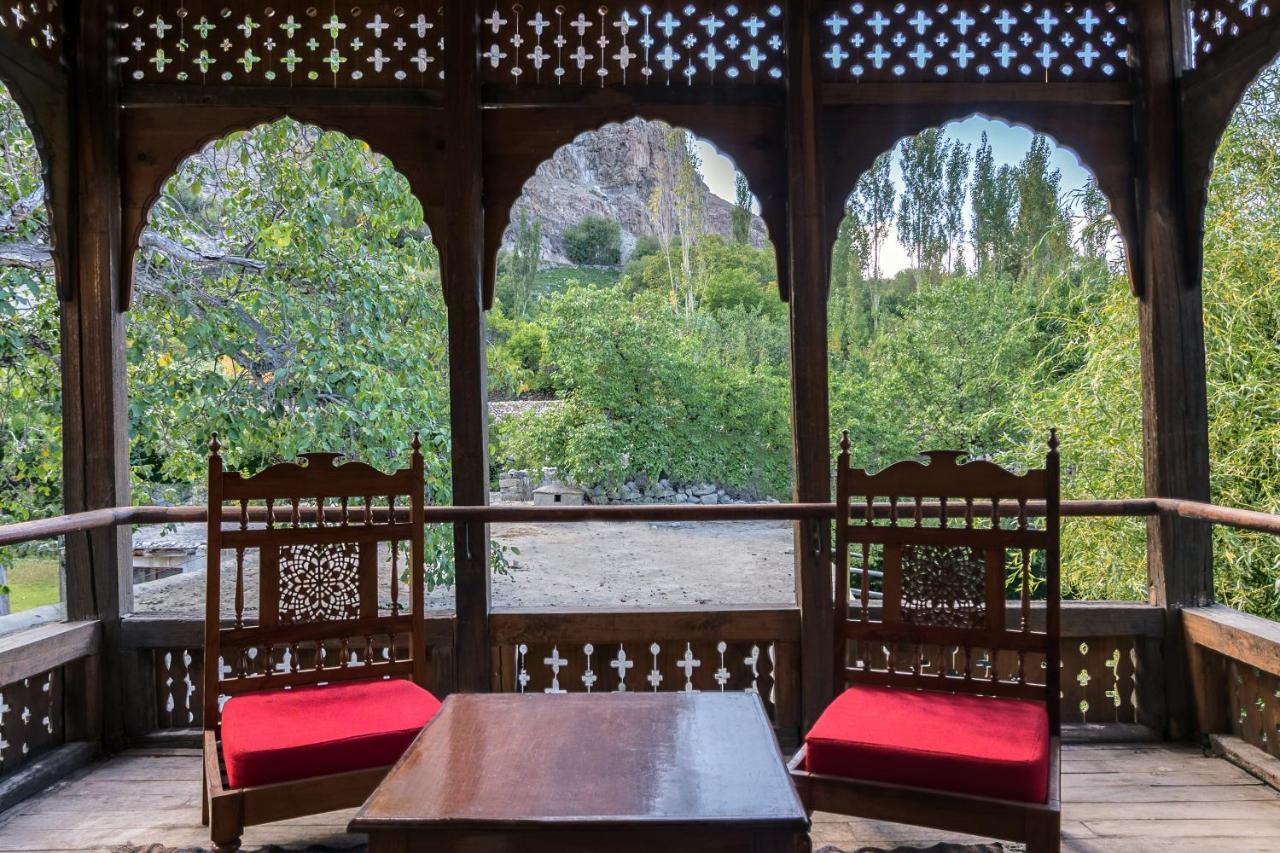 Serena Khaplu Palace Exterior foto