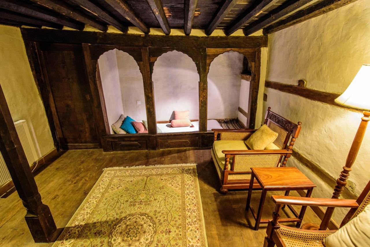 Serena Khaplu Palace Exterior foto