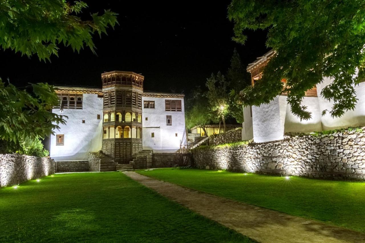 Serena Khaplu Palace Exterior foto