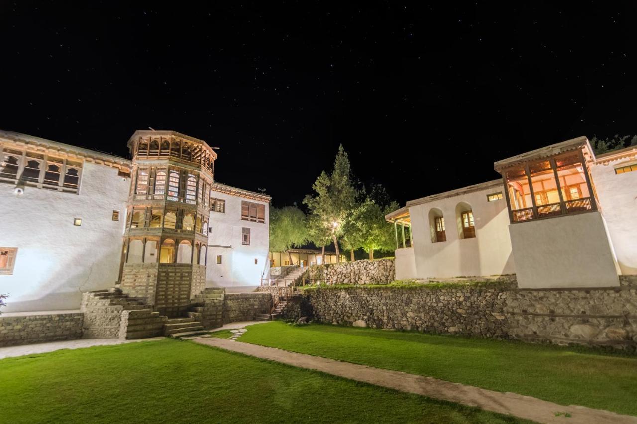 Serena Khaplu Palace Exterior foto